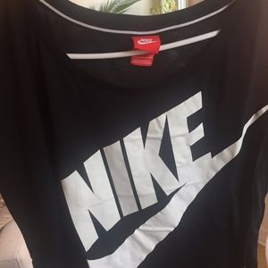 Nike Sportswear woman black soft logo tee